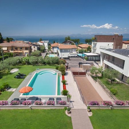 Villa Aurora-Holiday Home Apt3 Bardolino Kültér fotó