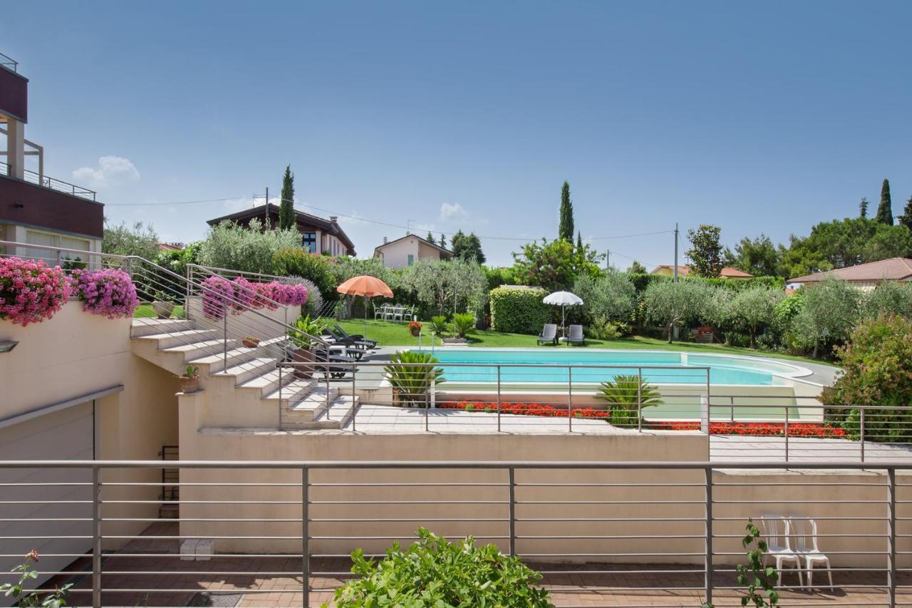 Villa Aurora-Holiday Home Apt3 Bardolino Kültér fotó