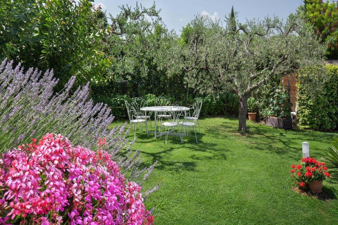 Villa Aurora-Holiday Home Apt3 Bardolino Kültér fotó